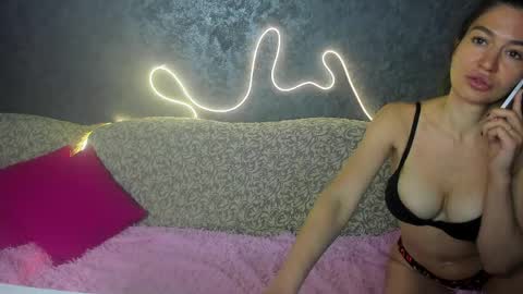 Olivia online show from May 20, 2:40 am