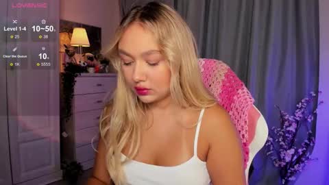  Mary   pvt open    use pink and blue app lovense online show from October 12, 1:54 pm