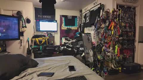 Snapshot of dreamer_xyz chatting on January 2, 2:54 am Dream Maker online show from January 2, 2:54 am