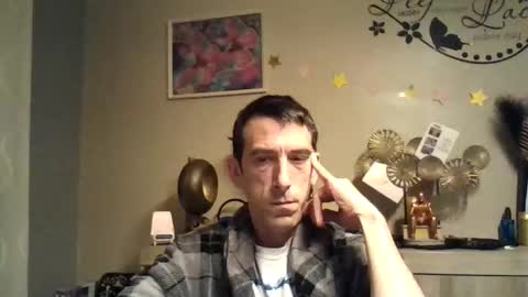 Snapshot of dreamguy38 chatting on January 4, 6:41 am dreamguy38 online show from January 4, 6:41 am