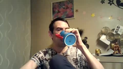 Snapshot of dreamguy38 chatting on January 27, 4:30 am dreamguy38 online show from January 27, 4:30 am