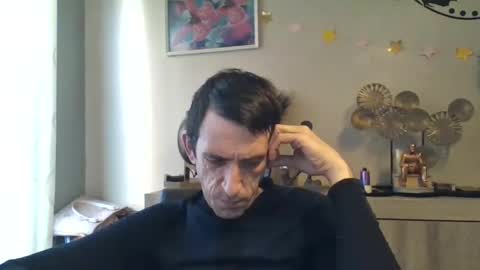 Snapshot of dreamguy38 chatting on February 18, 3:10 pm dreamguy38 online show from February 18, 3:10 pm