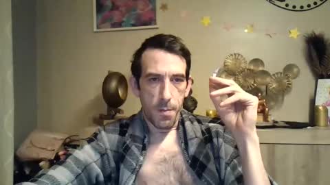 Snapshot of dreamguy38 chatting on February 22, 5:34 am dreamguy38 online show from February 22, 5:34 am