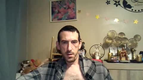 Snapshot of dreamguy38 chatting on September 22, 3:52 am dreamguy38 online show from September 22, 3:52 am