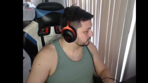 Snapshot of dreammaker815 chatting on April 6, 9:27 pm Tommy online show from April 6, 9:27 pm