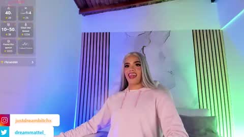 Snapshot of dreammatell_ chatting on February 3, 2:53 am Dream Matell online show from February 3, 2:53 am