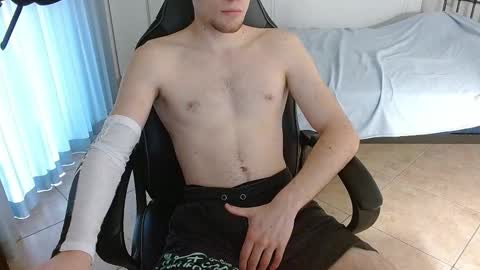 Snapshot of dreammicok chatting on September 10, 3:01 pm DreamBoy online show from September 10, 3:01 pm