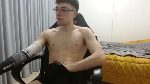 DreamBoy online show from March 25, 9:26 am