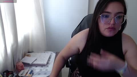 Snapshot of dreams__angel chatting on February 5, 2:48 pm Catalina online show from February 5, 2:48 pm