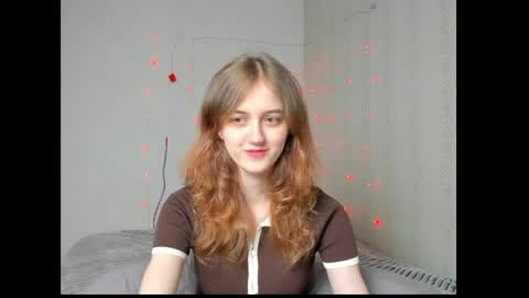 dreamy_pollyyy online show from May 13, 7:00 pm