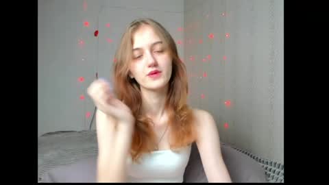 dreamy_pollyyy online show from May 16, 7:34 pm