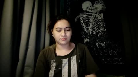 dreamycreamyst online show from January 17, 11:59 am