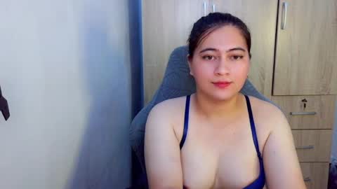 dreamycreamyst online show from June 10, 1:21 pm