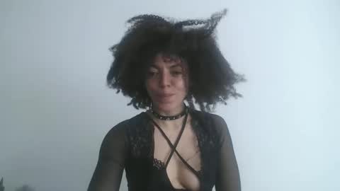 DreamyLatina online show from May 9, 5:40 pm