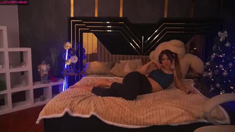 Lina online show from December 21, 10:28 am