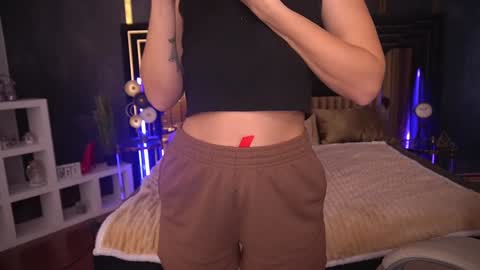 Lina online show from January 17, 10:33 am