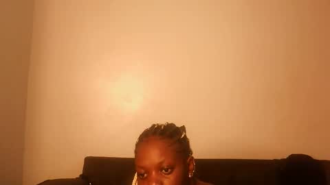 Kimberly online show from May 11, 12:49 am