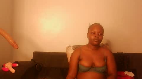 Kimberly online show from May 12, 11:35 pm