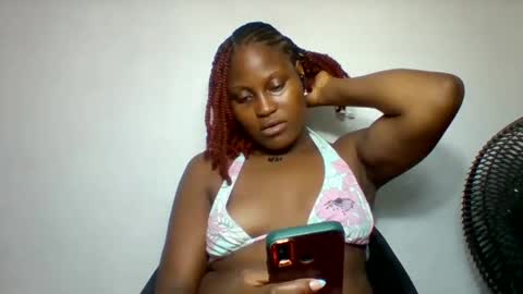 Snapshot of drippussy30 chatting on February 1, 7:13 pm drippussy30 online show from February 1, 7:13 pm