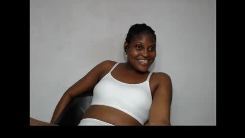 Snapshot of drippussy30 chatting on February 16, 1:25 am drippussy30 online show from February 16, 1:25 am