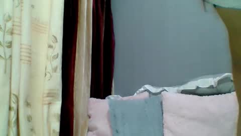 miss. Erika online show from April 30, 3:07 pm