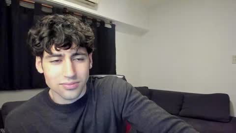 Snapshot of drmozo chatting on February 9, 8:18 am Alexander online show from February 9, 8:18 am