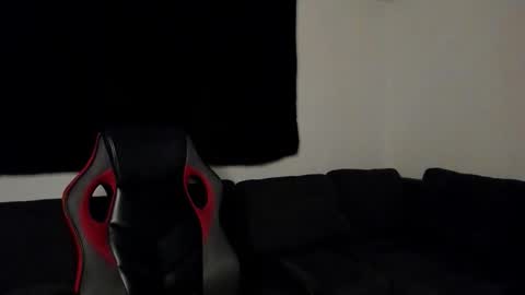 Snapshot of drmozo chatting on February 15, 8:35 am Alexander online show from February 15, 8:35 am