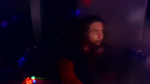 Snapshot of drogoloko233 chatting on October 20, 3:29 am drogo lpkp online show from October 20, 3:29 am