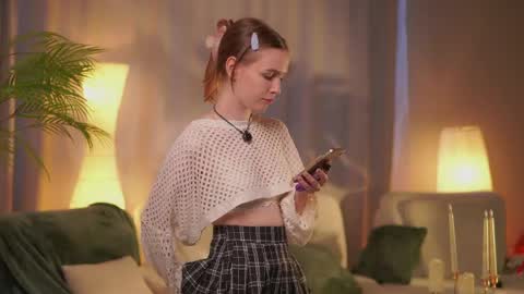 dropkiss online show from April 2, 12:25 pm