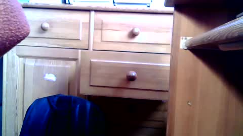 Snapshot of drozdo chatting on March 5, 12:00 pm Marek online show from March 5, 12:00 pm