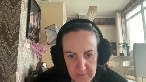 Snapshot of drresa chatting on February 27, 2:32 pm Dr. Resa online show from February 27, 2:32 pm
