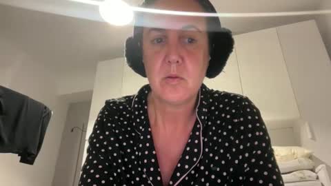 Dr. Resa online show from October 17, 6:21 pm