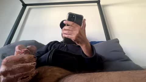 Snapshot of drspunkalott chatting on December 18, 9:08 pm drspunkalott online show from December 18, 9:08 pm