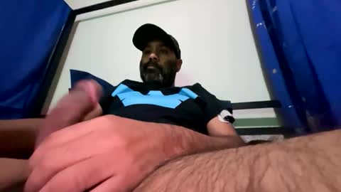 Snapshot of drspunkalott chatting on December 16, 1:32 am drspunkalott online show from December 16, 1:32 am