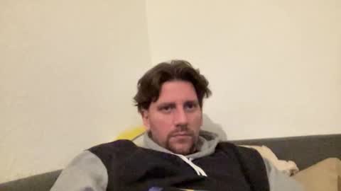 drsunaoner1 online show from March 6, 7:43 pm