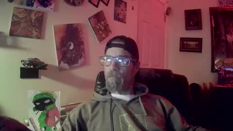 Snapshot of druedowm chatting on November 30, 1:48 pm druedowm online show from November 30, 1:48 pm