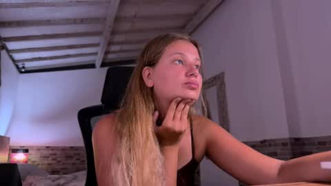 Mistress Lola Slavic witch online show from May 12, 10:12 am