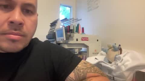 Snapshot of dtfandrecord chatting on February 15, 10:28 pm dtfandrecord online show from February 15, 10:28 pm