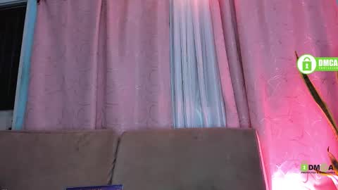 duamilktits online show from November 24, 8:36 am