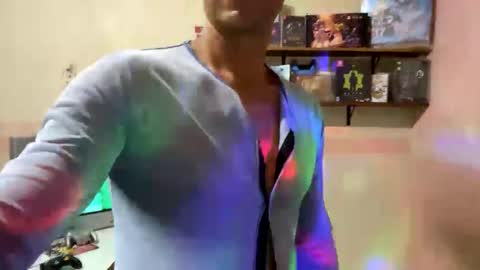 dubuahm online show from September 15, 2:44 am