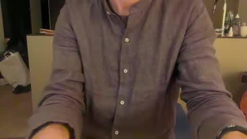 Snapshot of duerythe2 chatting on March 8, 5:44 am Pierre online show from March 8, 5:44 am