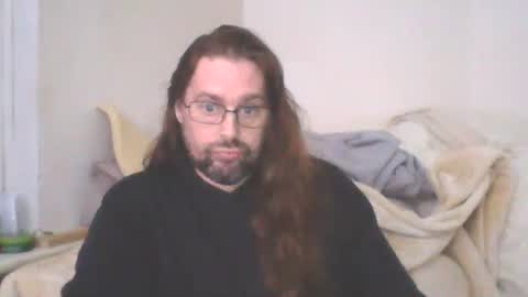chris online show from December 3, 4:28 pm