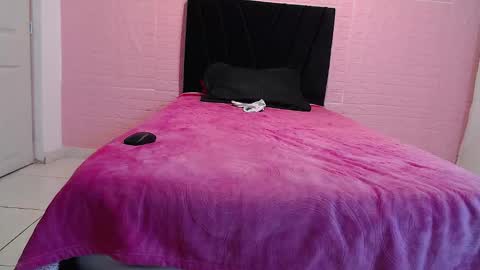 dulce1609 online show from November 21, 8:18 pm