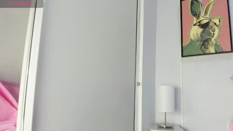 dulce__fiore07 online show from April 18, 12:31 pm