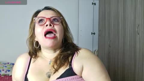 Im Dulce online show from November 28, 1:41 am