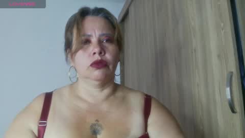 Im Dulce online show from May 6, 6:35 pm