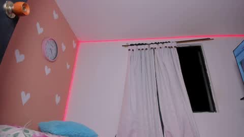 Snapshot of dulce_ass4 chatting on April 5, 11:57 pm Miah smith online show from April 5, 11:57 pm