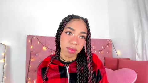 Dulce online show from November 8, 2:17 pm