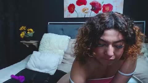 C E L E S T E  online show from December 7, 2:31 am