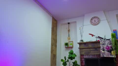 C E L E S T E  online show from January 5, 5:27 pm